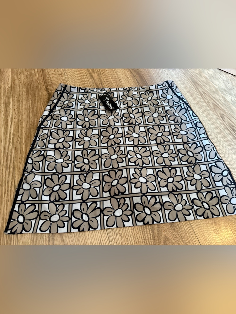 Golftini Beige and Black Floral Mini Skort